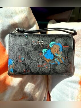 Coach Wristlet Wallet With Blue Birds Print Black/blue Including Strap